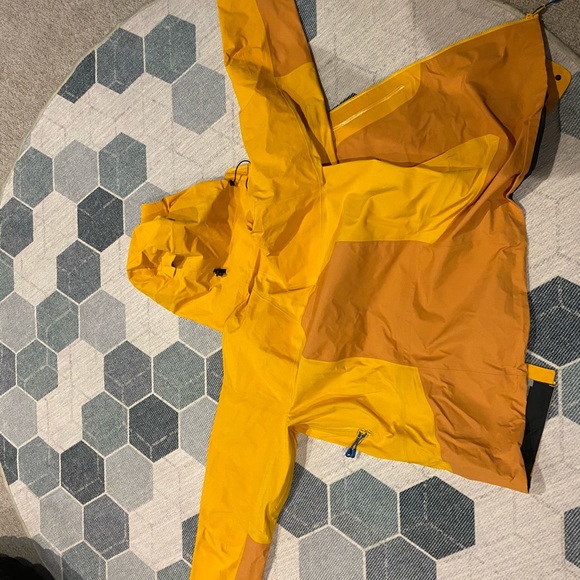 Westcomb Revanant Jacket - Picture 8 of 9